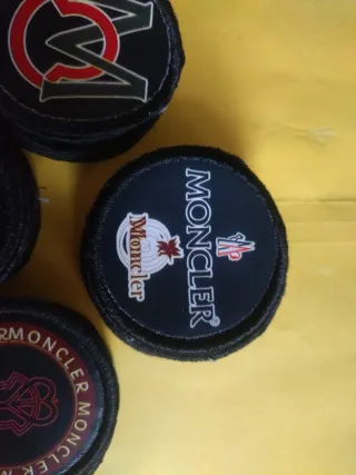 Moncler set da 4 patch da cucire  Modello giappone