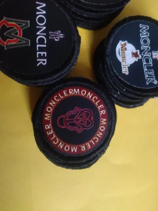 Moncler set da 4 patch da cucire  Modello giappone