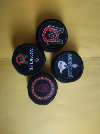 Moncler set da 4 patch da cucire  Modello giappone