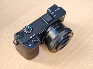 Cámara Sony a6400 más Objetivo  16-50mm OSS  Nuevo
