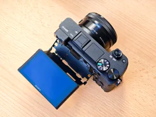 Cámara Sony a6400 más Objetivo  16-50mm OSS  Nuevo