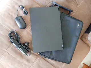 Portátil Fujitsu Lifebook 15 Negro/Gris