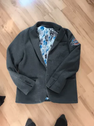 Americana Desigual gris con forro estampado