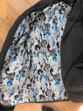 Americana Desigual gris con forro estampado