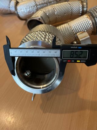 Catalizador alto flujo BMW M5 G90/G99 S68 4.4TT