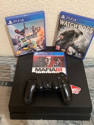 Consola PS4 con mando