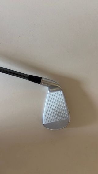 Hierro 7 Callaway Apex DCB 21 - Varilla Grafito