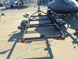 Remolque para barca URGE VENDER