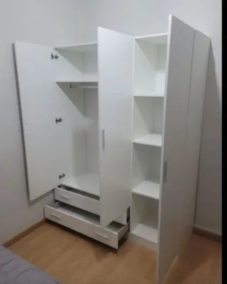 Armario modular madera beige y gris