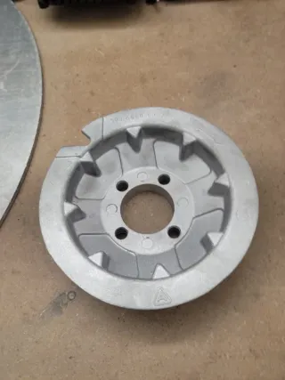 Polea de arranque monocultor Lombardini