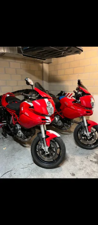Ducati Multistrada 1000 ds Roja y blanca 2003