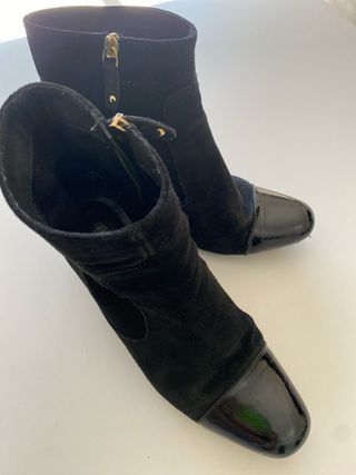 Botin tacon piel con charol