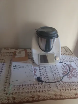 Thermomix TM6 con libro de recetas