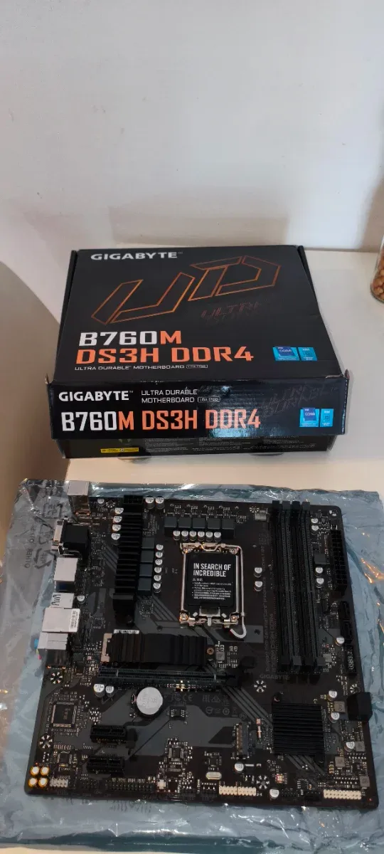 Gigabyte B760M DS3H DDR4 afbeelding 2