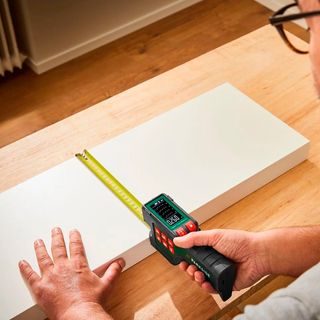 CINTA MÉTRICA DIGITAL CON LÁSER (SIN ABRIR)