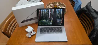 MacBook Pro 2019 15" i9 16gb 500gb LEER SOLO HOY