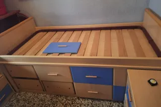 Conjunto Cama nido, somier y mesita de noche