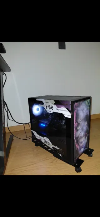 Pc gaming com ~30 meses de garantia.