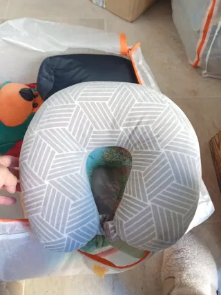 Almohadas de viaje adulto
