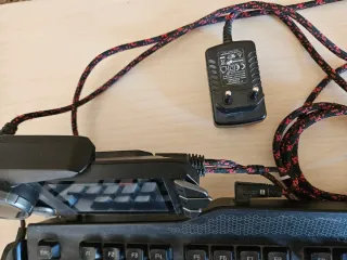 Teclado mad catz s.t.r.i.k.e. 7