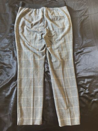 Pantalón de cuadros Zara Talla L