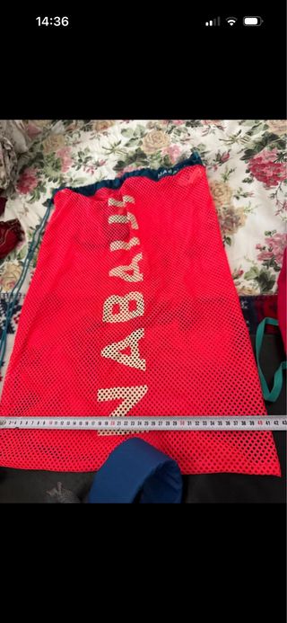 4 Mochilas (Azul, Roja)