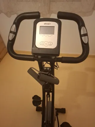 Bicicleta Estática Negra nueva muy poco uso