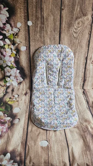 Saco silla de bebé floral