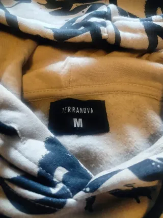 Felpa con stampa graffiti beige e nera