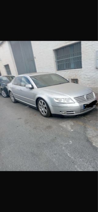 Volkswagen Phaeton 2013