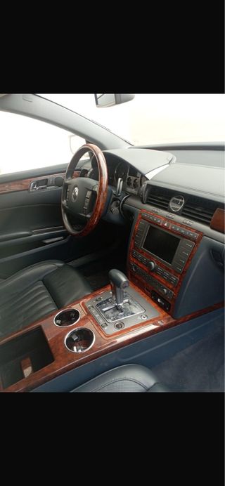 Volkswagen Phaeton 2013