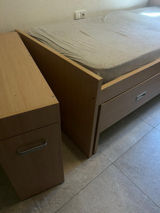 Dormitorio juvenil: cama nido, armario