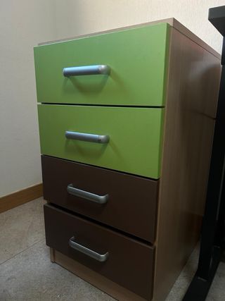 Dormitorio juvenil: cama nido, armario