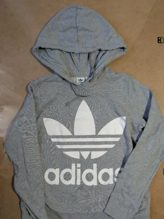 Pack 4 prendas deportivas de mujer