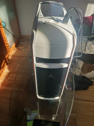 Torre Gaming CoolBox Negra y Blanca