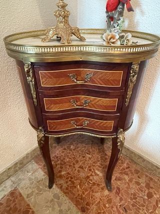 Mobile ingresso vintage con due poltroncine