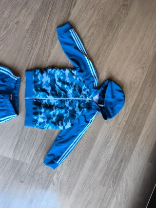 Chándal Adidas 3-4 años