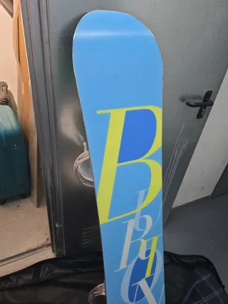 Tabla de Snowboard burton y fijaciones burton