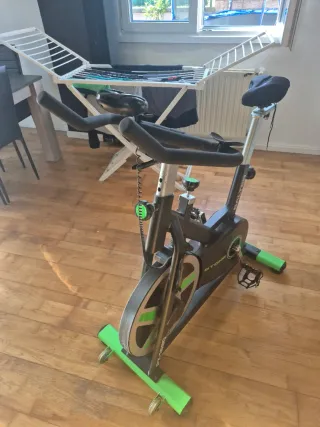 Bicicleta Estática Salter PT-1690.