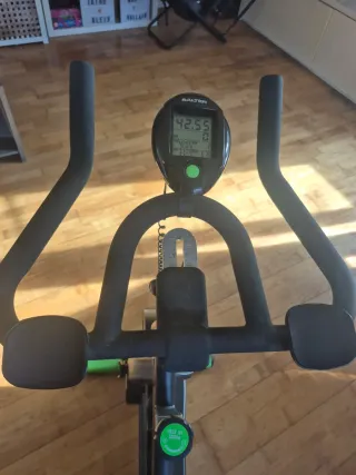 Bicicleta Estática Salter PT-1690.