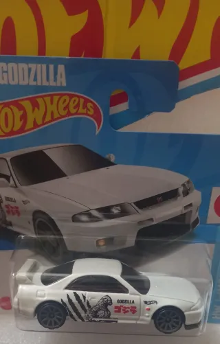 Hot Wheels Nissan Skyline GT-R Godzilla