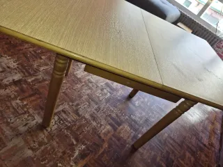 Mesa extensible de madera maciza