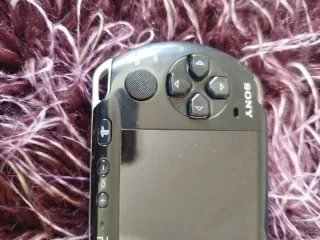 Consola PSP SLIM 3004 Piano Black Sony