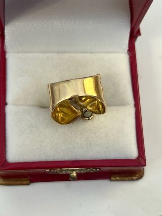 Anillo Oro y gemas
