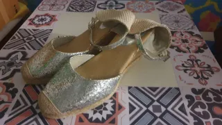 Sandalias de esparto plateadas n°40