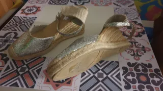 Sandalias de esparto plateadas n°40