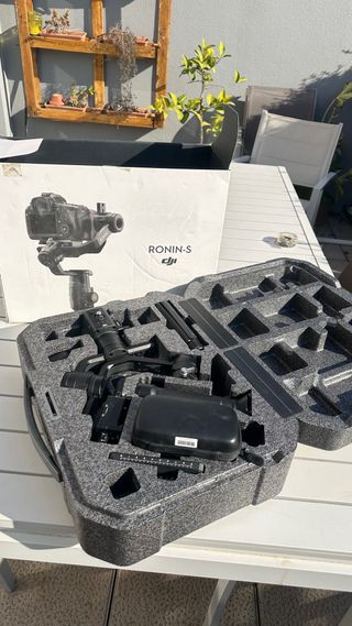 Stabilizzatore Dji Ronin S a 3 assi per fotocamere DSLR