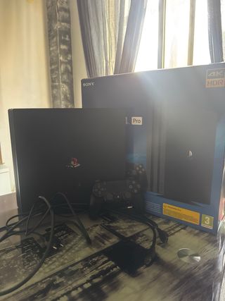 PlayStation 4 Pro 1TB Negra