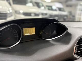 Peugeot 308 5p Style PureTech 130 S&S