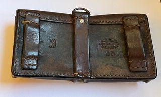 DOBLE CARTUCHERA MILITAR ALEMANA CUERO